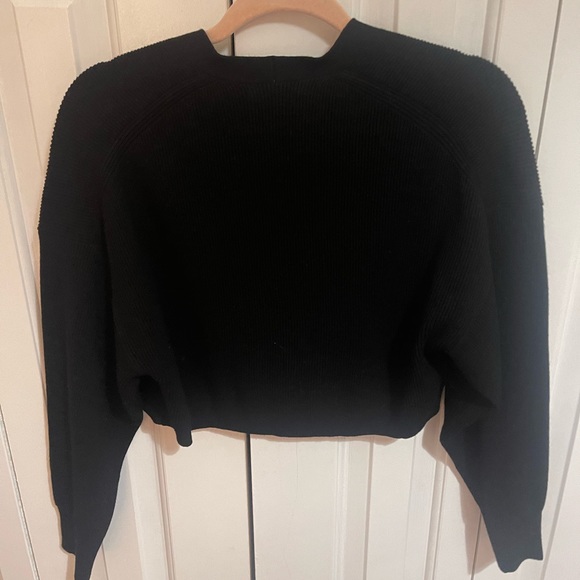 Aritzia Babaton Decision Shrug - Picture 4 of 6